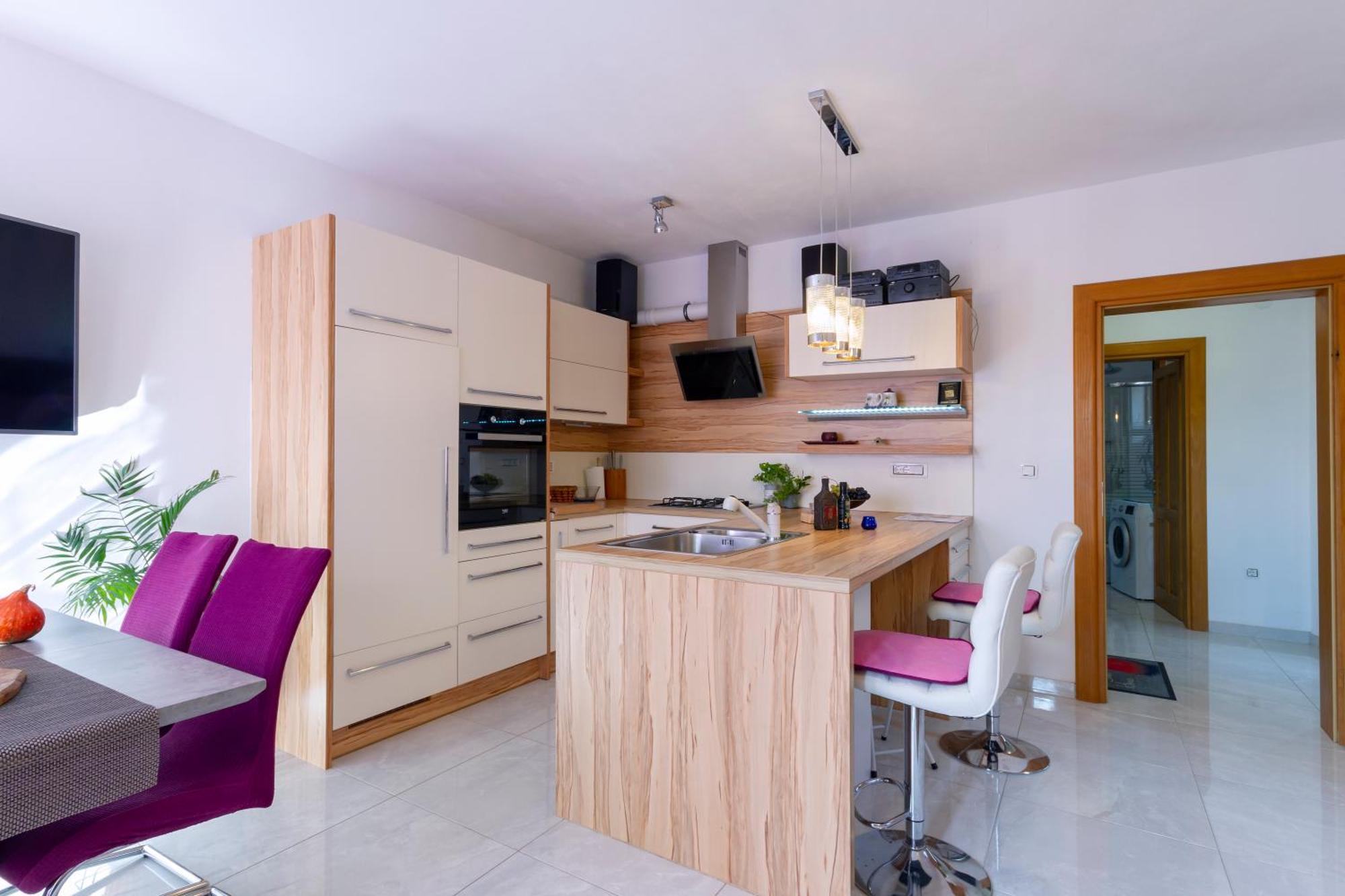 Magic Holiday Apartment Bale Εξωτερικό φωτογραφία