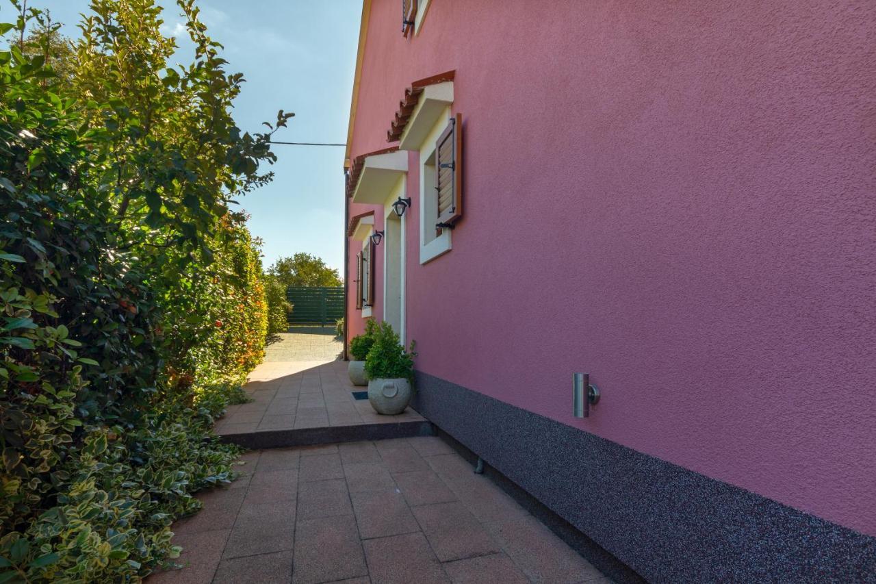 Magic Holiday Apartment Bale Εξωτερικό φωτογραφία