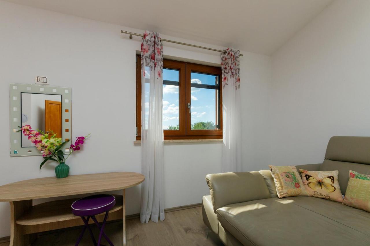 Magic Holiday Apartment Bale Εξωτερικό φωτογραφία