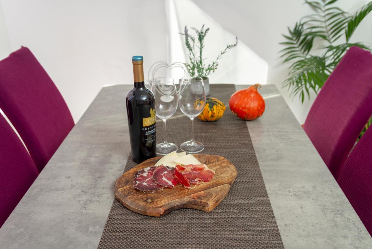Magic Holiday Apartment Bale Εξωτερικό φωτογραφία