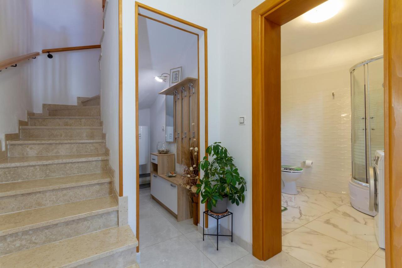 Magic Holiday Apartment Bale Εξωτερικό φωτογραφία