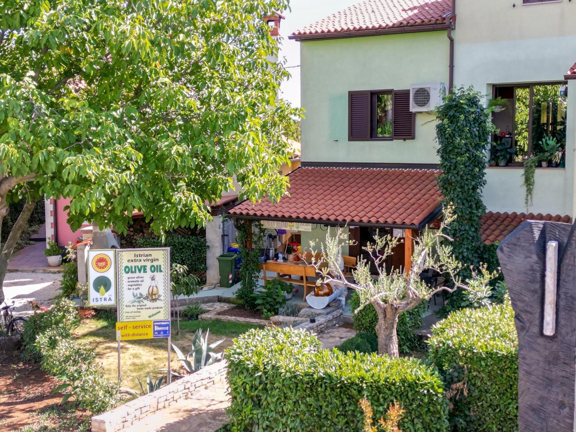 Magic Holiday Apartment Bale Εξωτερικό φωτογραφία